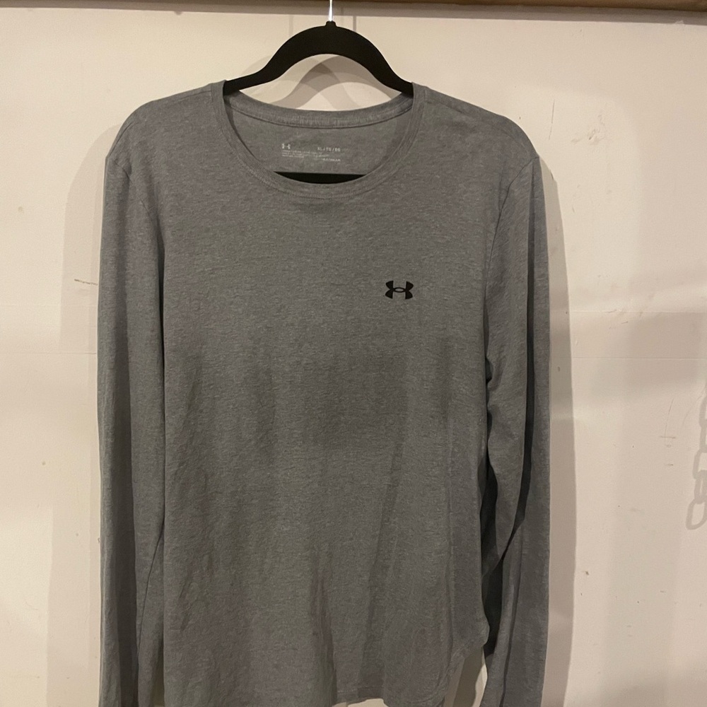 Under Armour long sleeve t shirt X Large